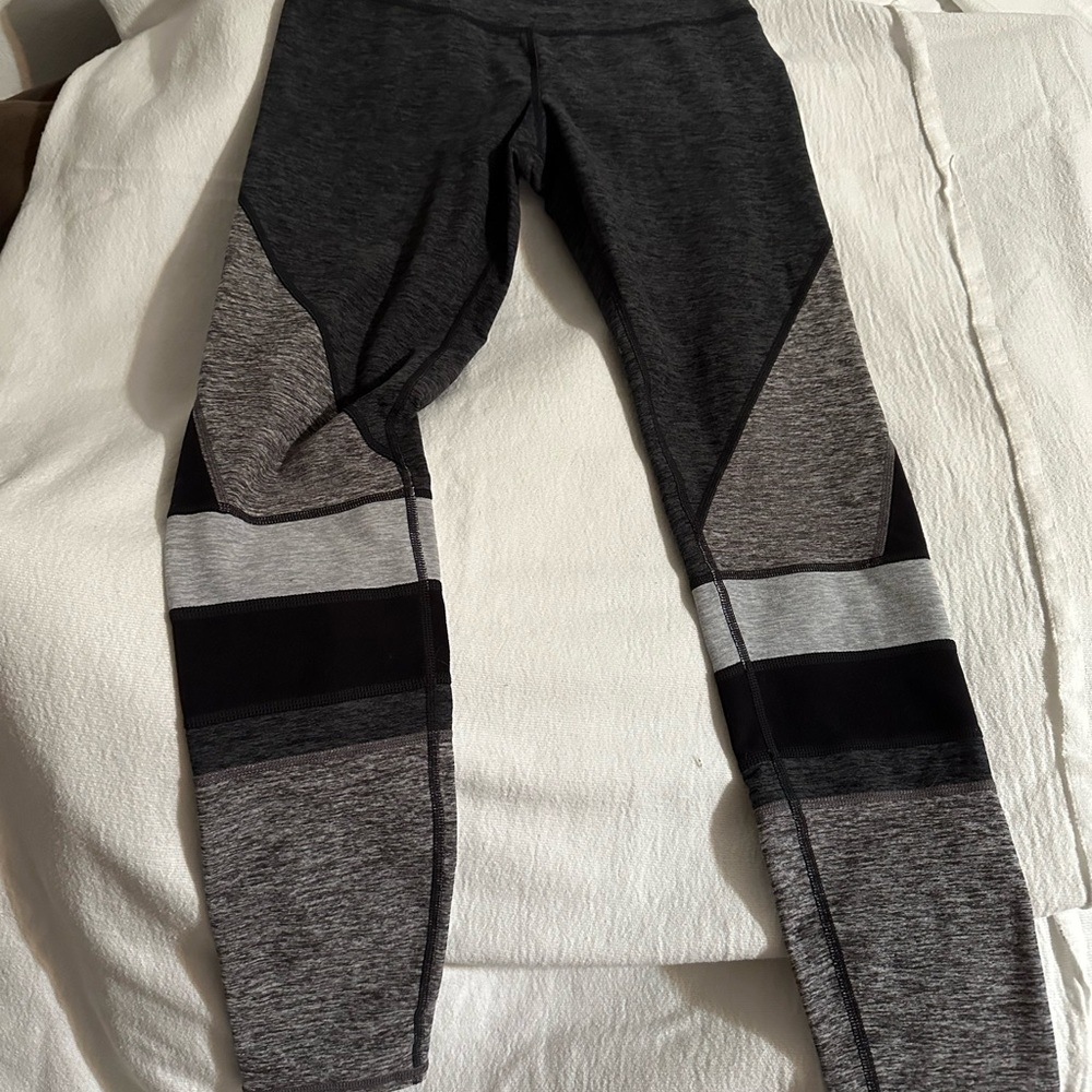 Alo Momentum Alosoft leggings